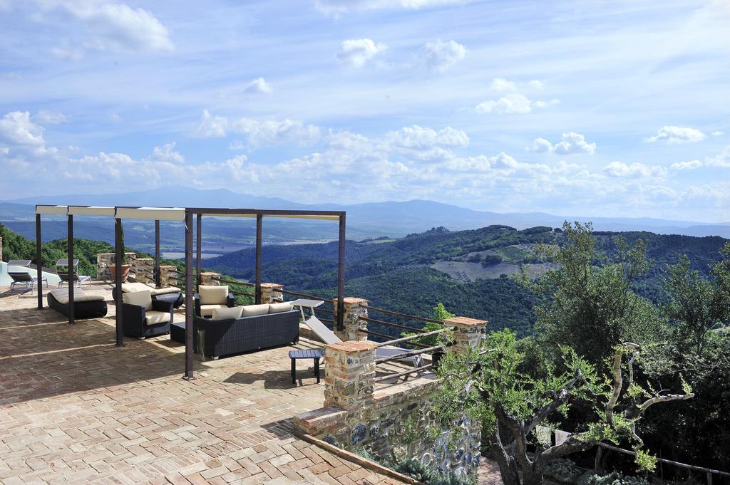 Poggio Alla Rocca ロッカストラーダ エクステリア 写真